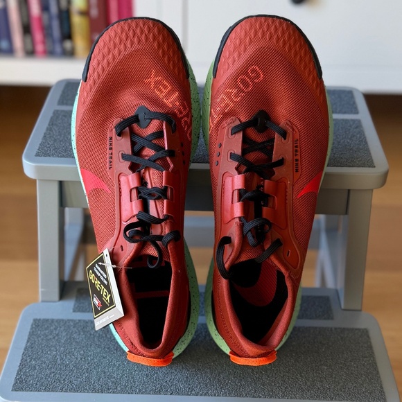 RARE COLORS | NWT | Nike | 10.5 M | Pegasus Trail 3 GTX - Picture 8 of 11